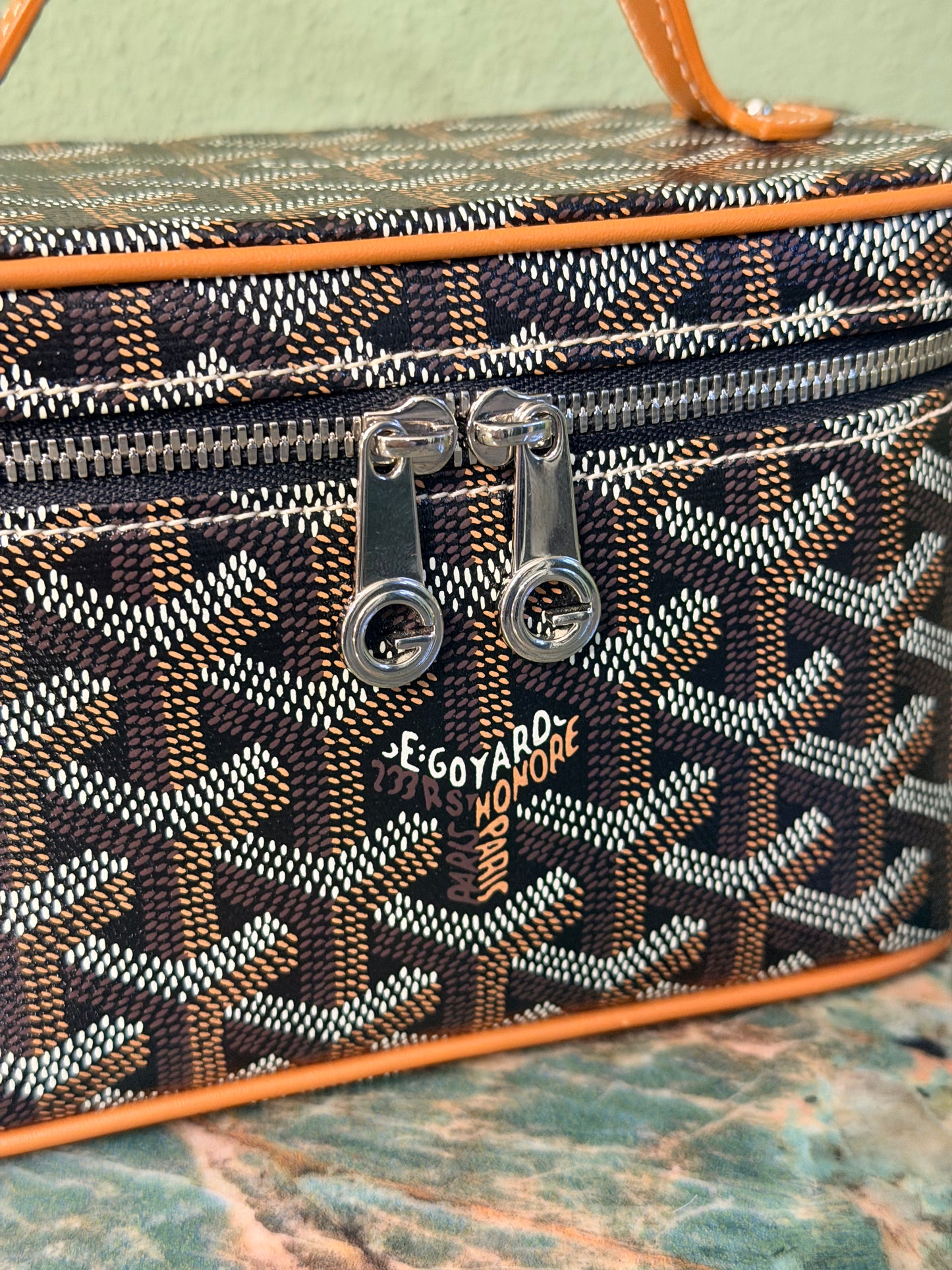 GOYARD BLACK GOYARDINE MUSE MINI VANITY CROSSBODY BAG