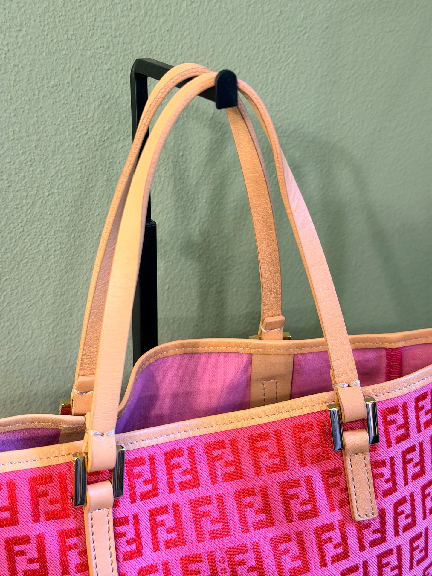 FENDI PINK ZUCCHINO HANDBAG