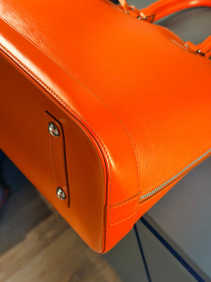LOUIS VUITTON ORANGE EPI ALMA GM HANDBAG