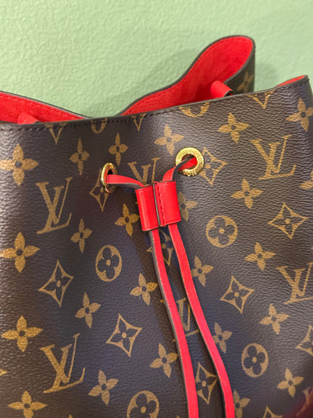 LOUIS VUITTON MONOGRAM NEO NOE BUCKET BAG