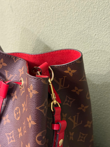 LOUIS VUITTON MONOGRAM NEO NOE BUCKET BAG