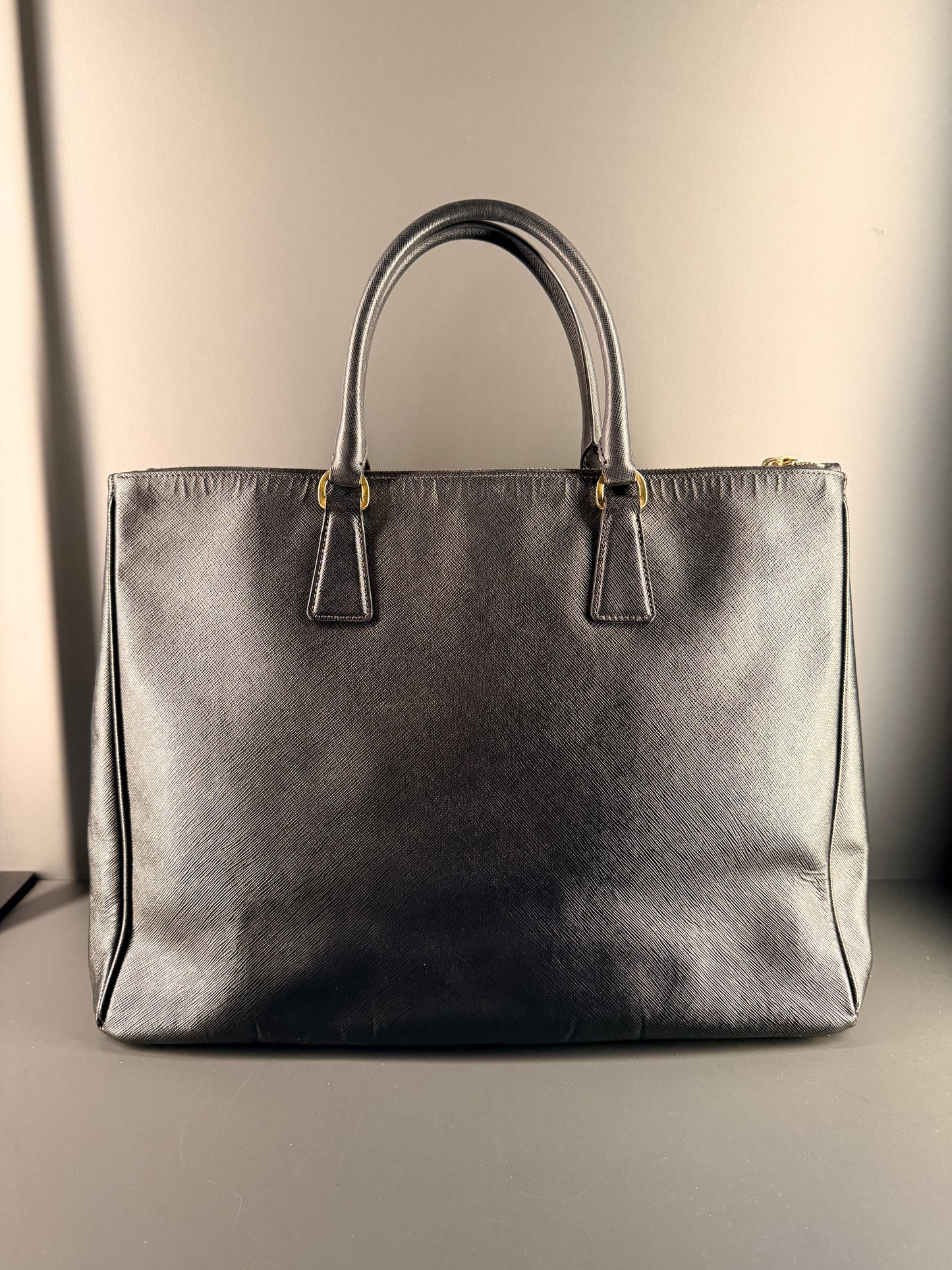 PRADA BLACK SAFFIANO GALLERIA XL HANDBAG