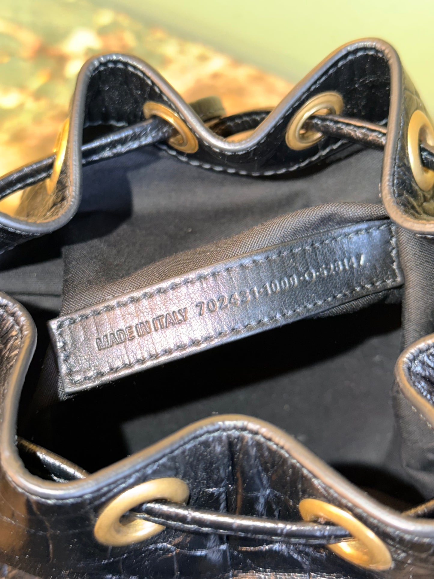 BALENCIAGA BLACK EMBOSSED CROCODILE SMALL LE CAGOLE BUCKET BAG