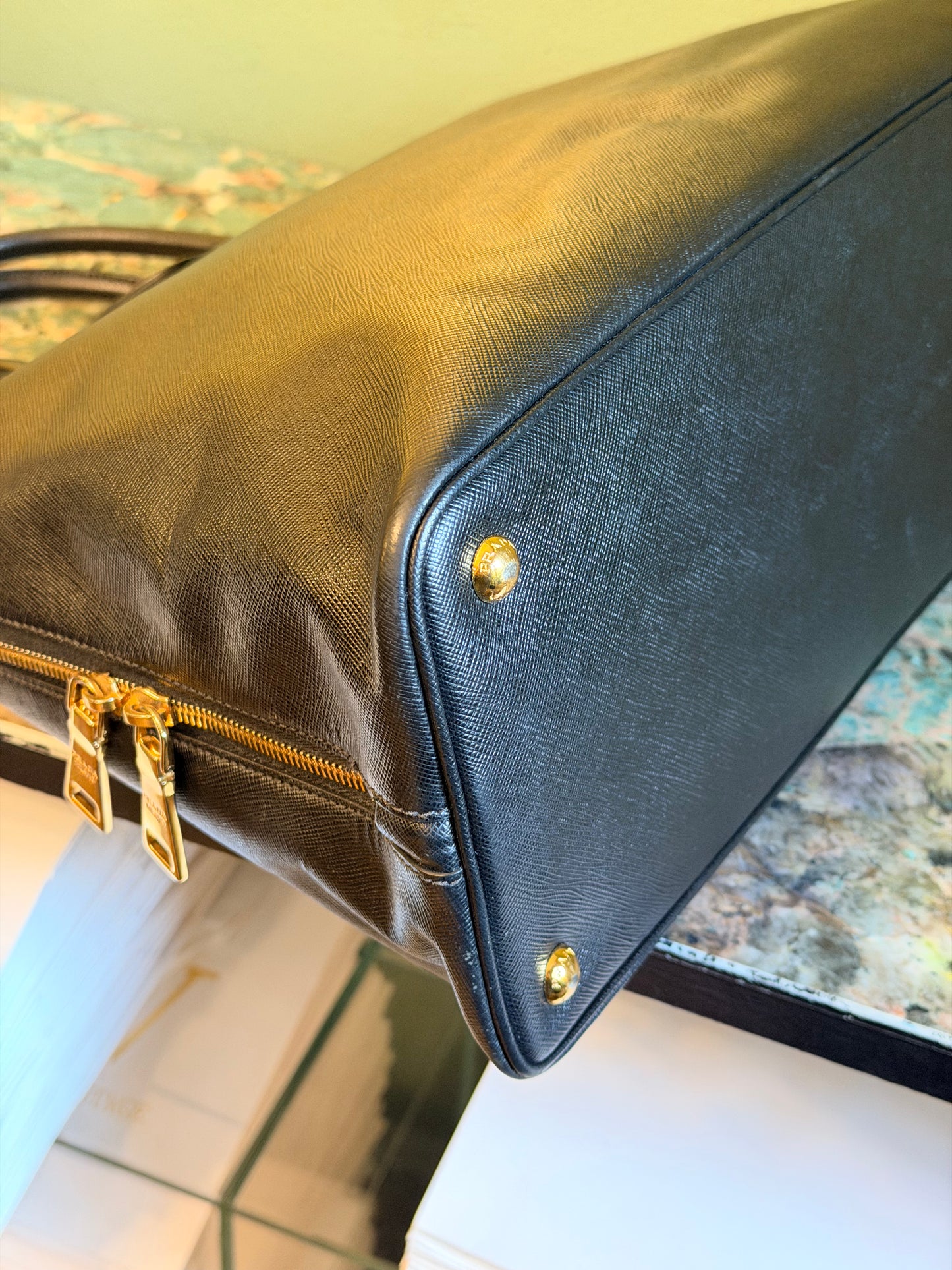 PRADA BLACK SAFFIANO LARGE PROMENADE HANDBAG