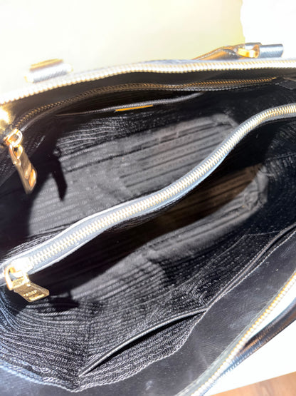 PRADA BLACK SAFFIANO LARGE PROMENADE HANDBAG