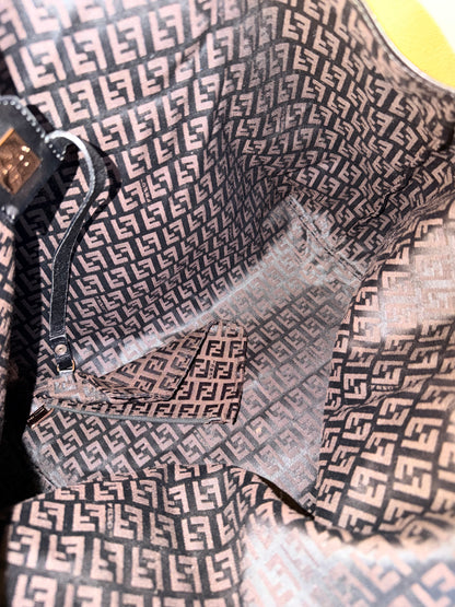 FENDI BROWN ZUCCHINO MEDIUM ROLL TOTE HANDBAG