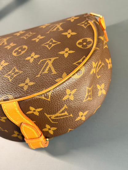 LOUIS VUITTON MONOGRAM TAMBOURINE CROSSBODY BAG