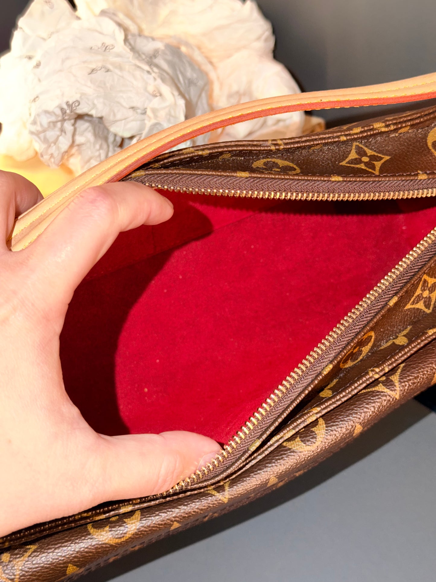 LOUIS VUITTON MONOGRAM VIVA CITÉ SHOULDER BAG