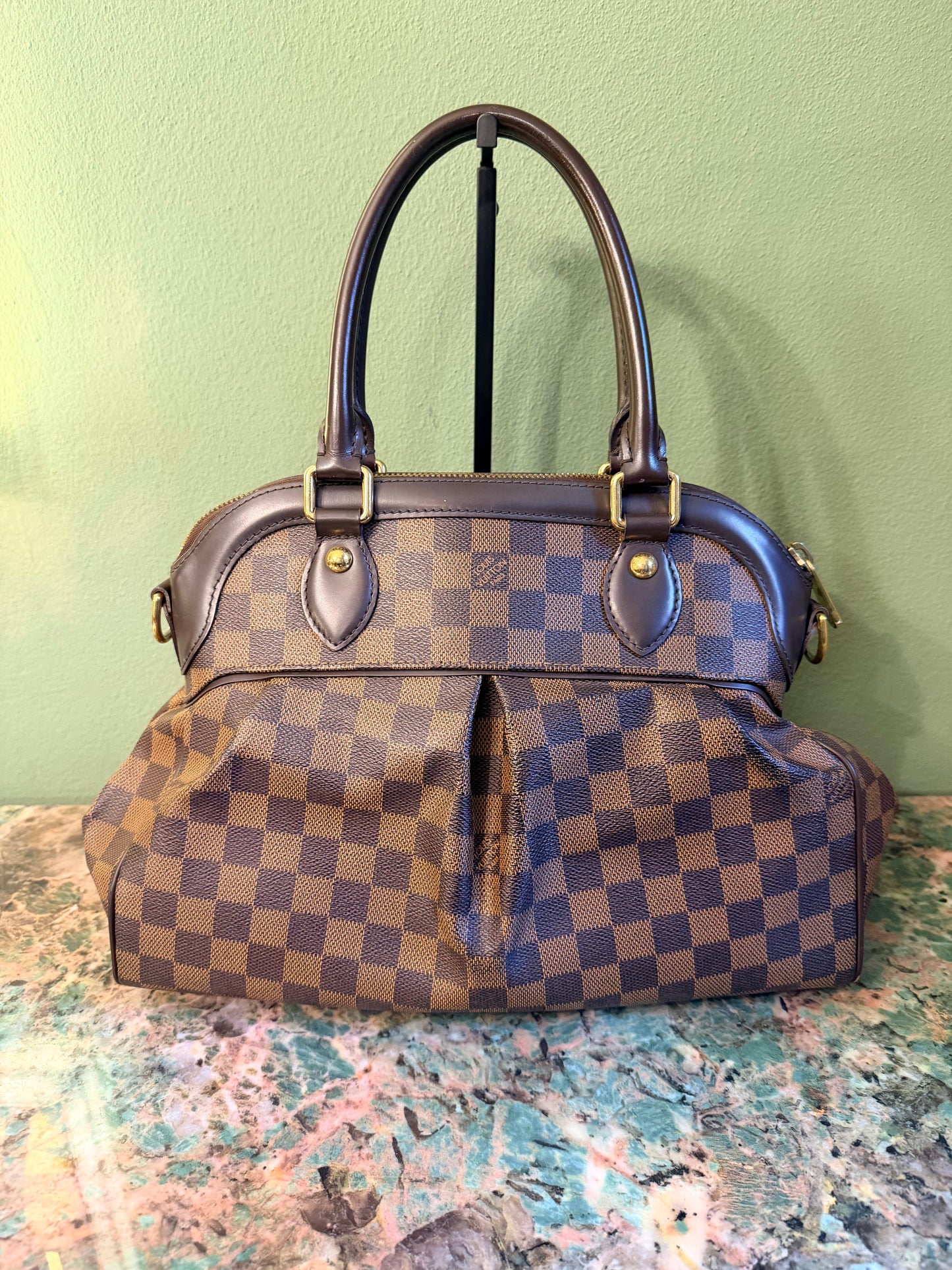 LOUIS VUITTON DAMIER EBENE TREVI PM SHOULDER BAG