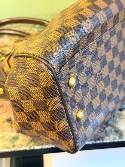 LOUIS VUITTON DAMIER EBENE TREVI PM SHOULDER BAG