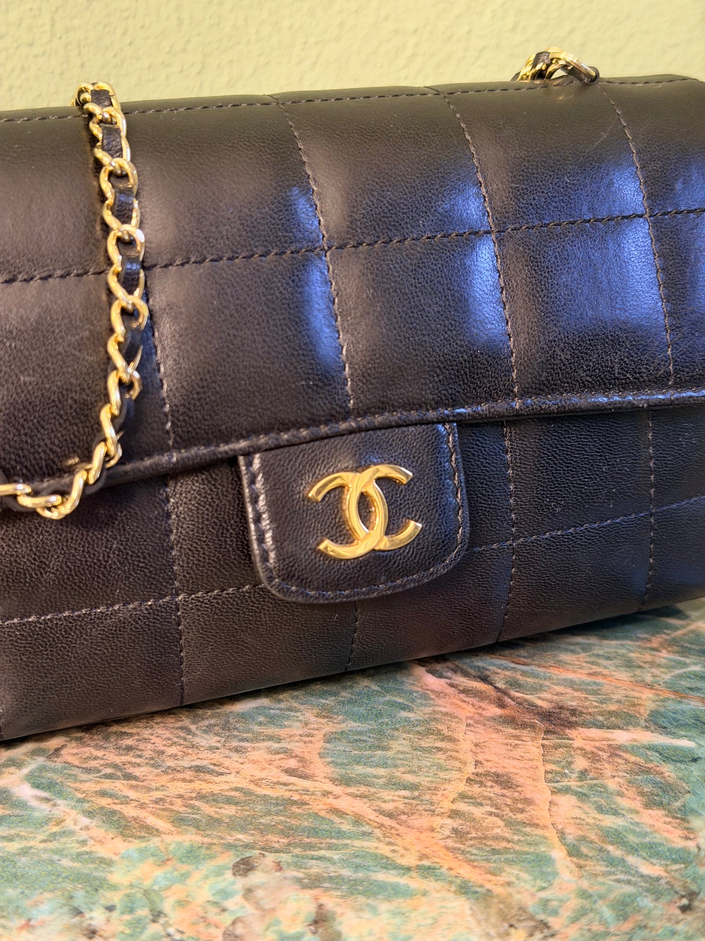 CHANEL BLACK LAMBSKIN MINI CHOCOLATE BAR CROSSBODY BAG