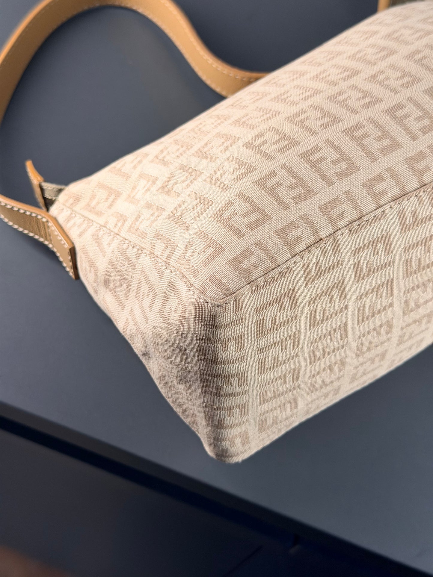 FENDI BEIGE ZUCCHINO SHOULDER BAG