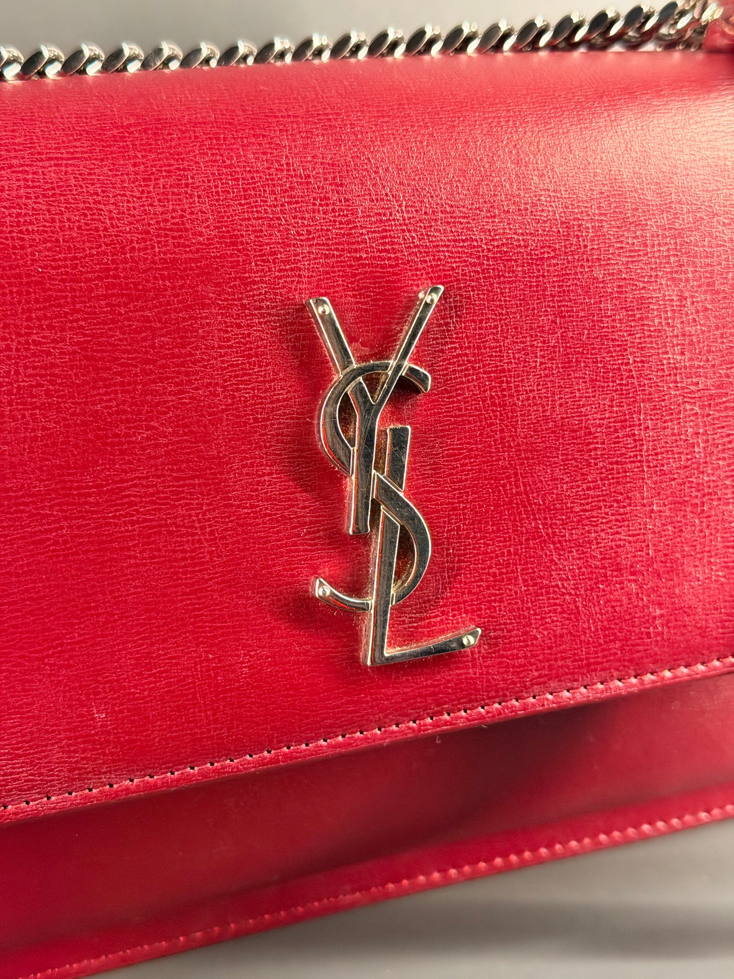 SAINT LAURENT BURGUNDY MEDIUM SUNSET SHOULDER BAG