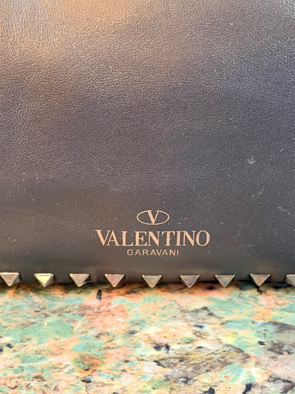 VALENTINO SO BLACK LARGE ROCKSTUD SHOPPER