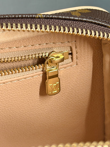 LOUIS VUITTON TROUSSE TOILETTE DOUBLE KIT