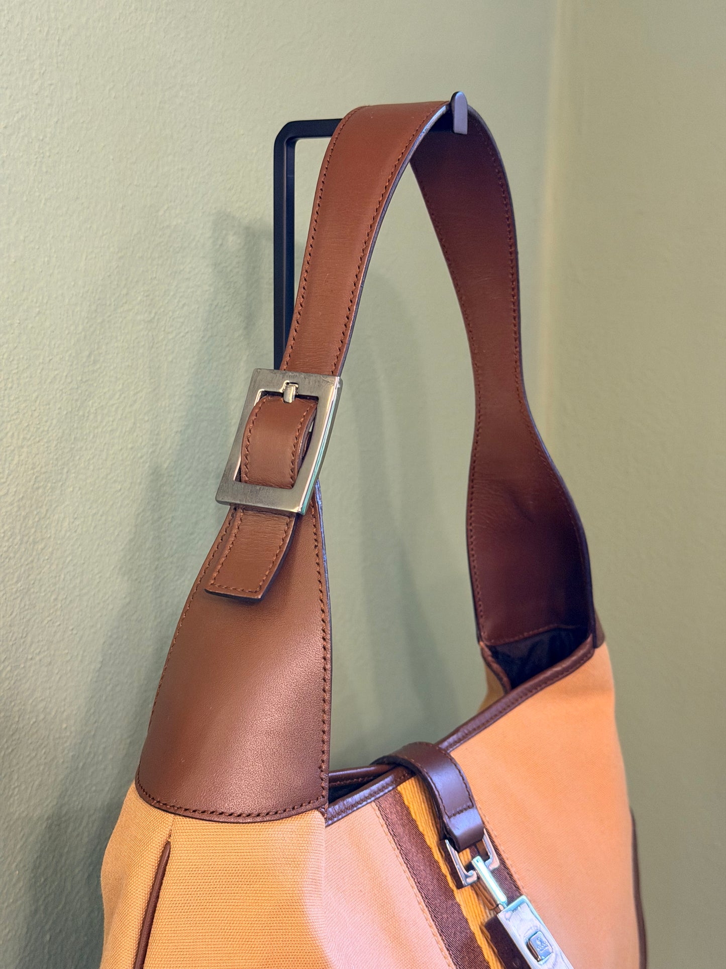 GUCCI BY TOM FORD BEIGE JACKIE SHOULDER BAG