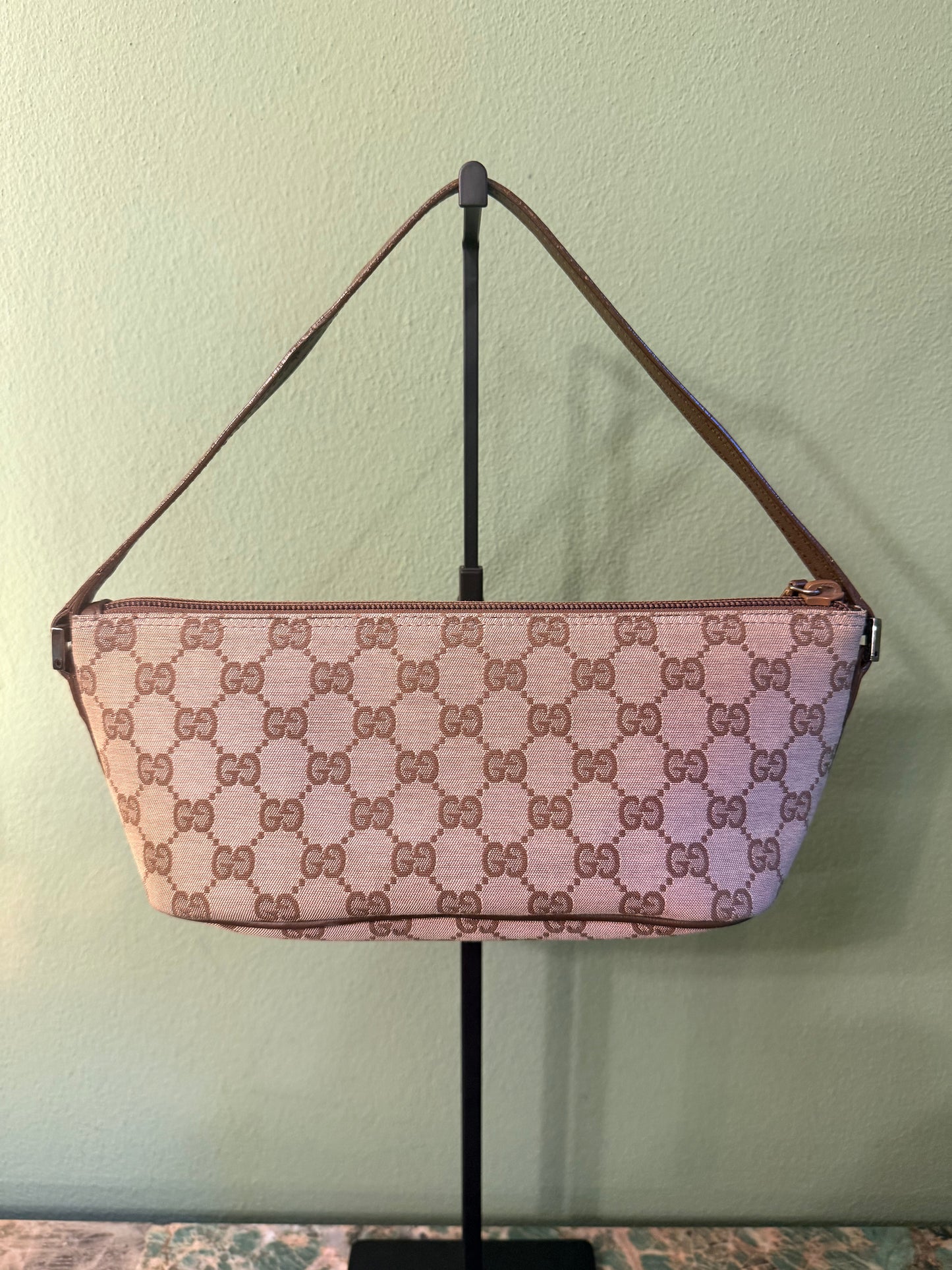 GUCCI BROWN MONOGRAM BOAT HANDBAG