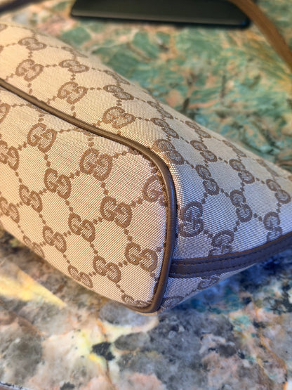 GUCCI BROWN MONOGRAM BOAT HANDBAG