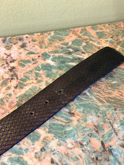 GUCCI BLACK EMBOSSED LIZARD SNAKE BELT