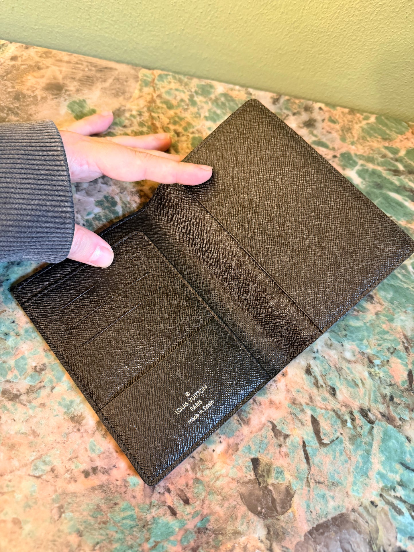 LOUIS VUITTON DAMIER GRAPHITE PASSPORT COVER