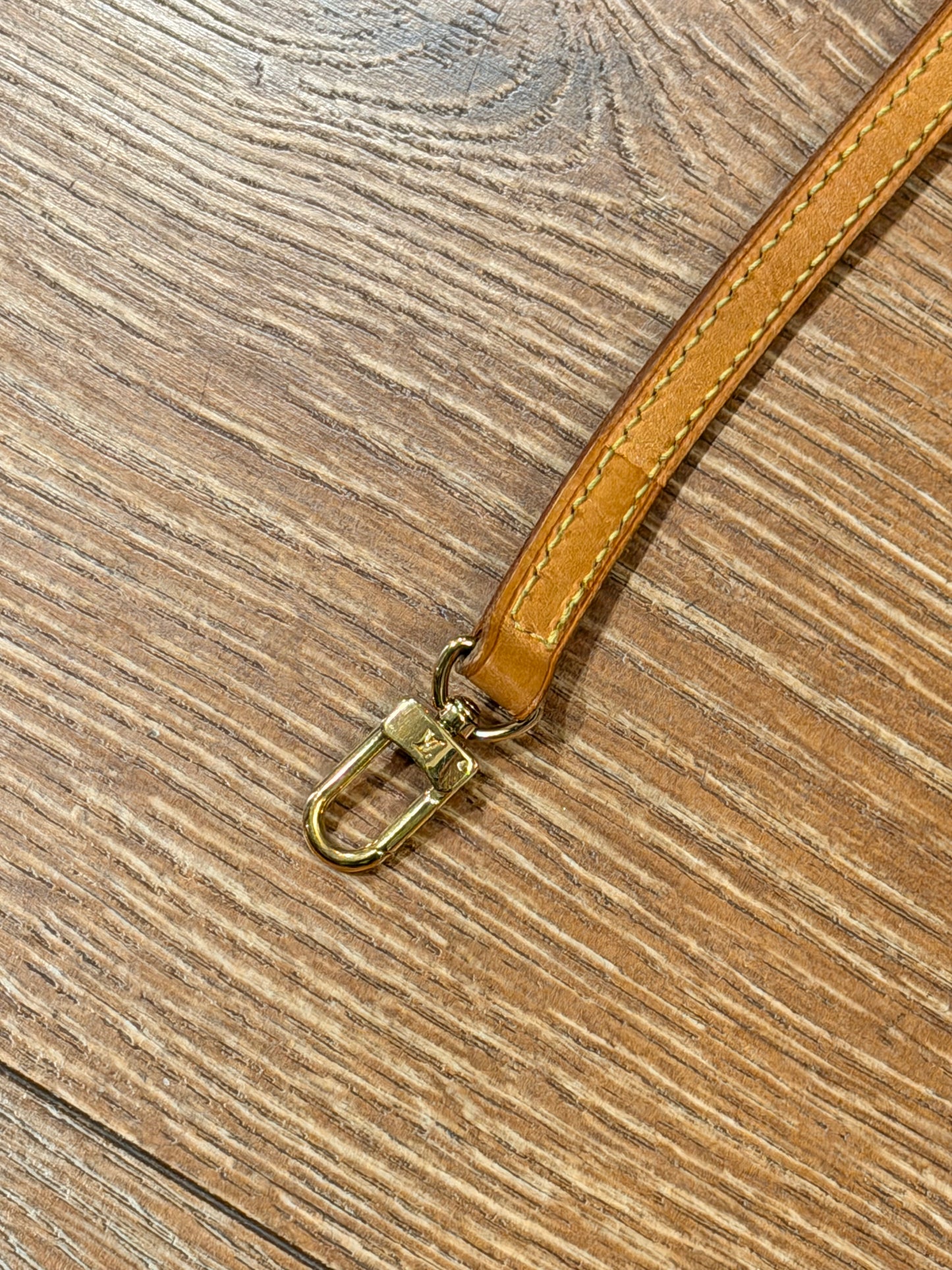 LOUIS VUITTON ADJUSTABLE SHOULDER STRAP