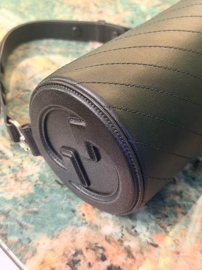 GUCCI ROUND BLACK BLONDIE SHOULDER BAG