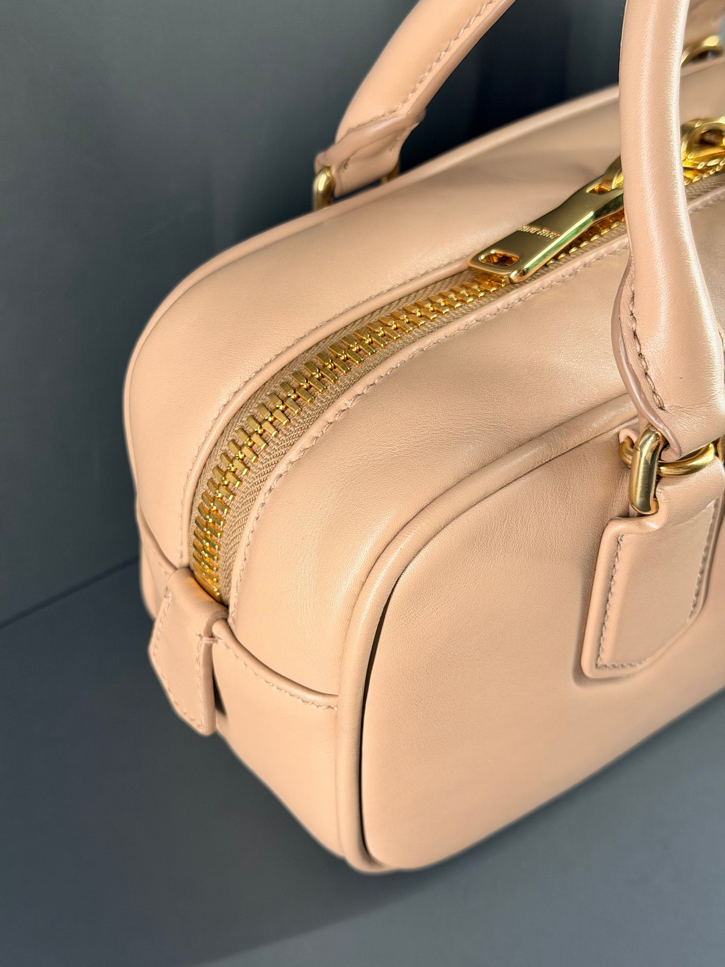 MIU MIU CAMMEO SOFT PADDED ARCADIE HANDBAG