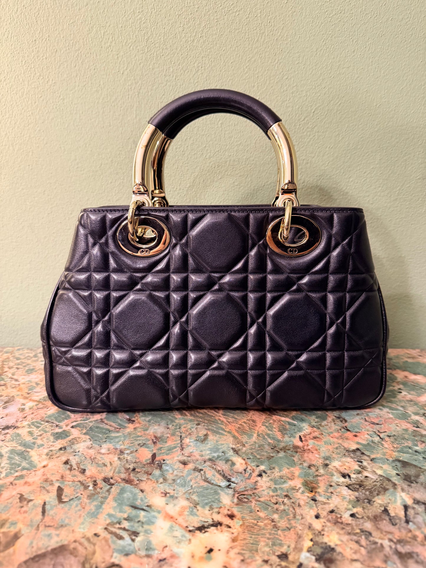 DIOR BLACK MEDIUM LADY DIOR 95.22 HANDBAG