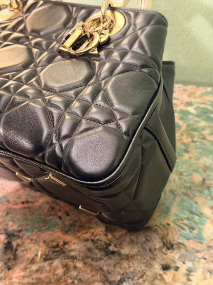 DIOR BLACK MEDIUM LADY DIOR 95.22 HANDBAG