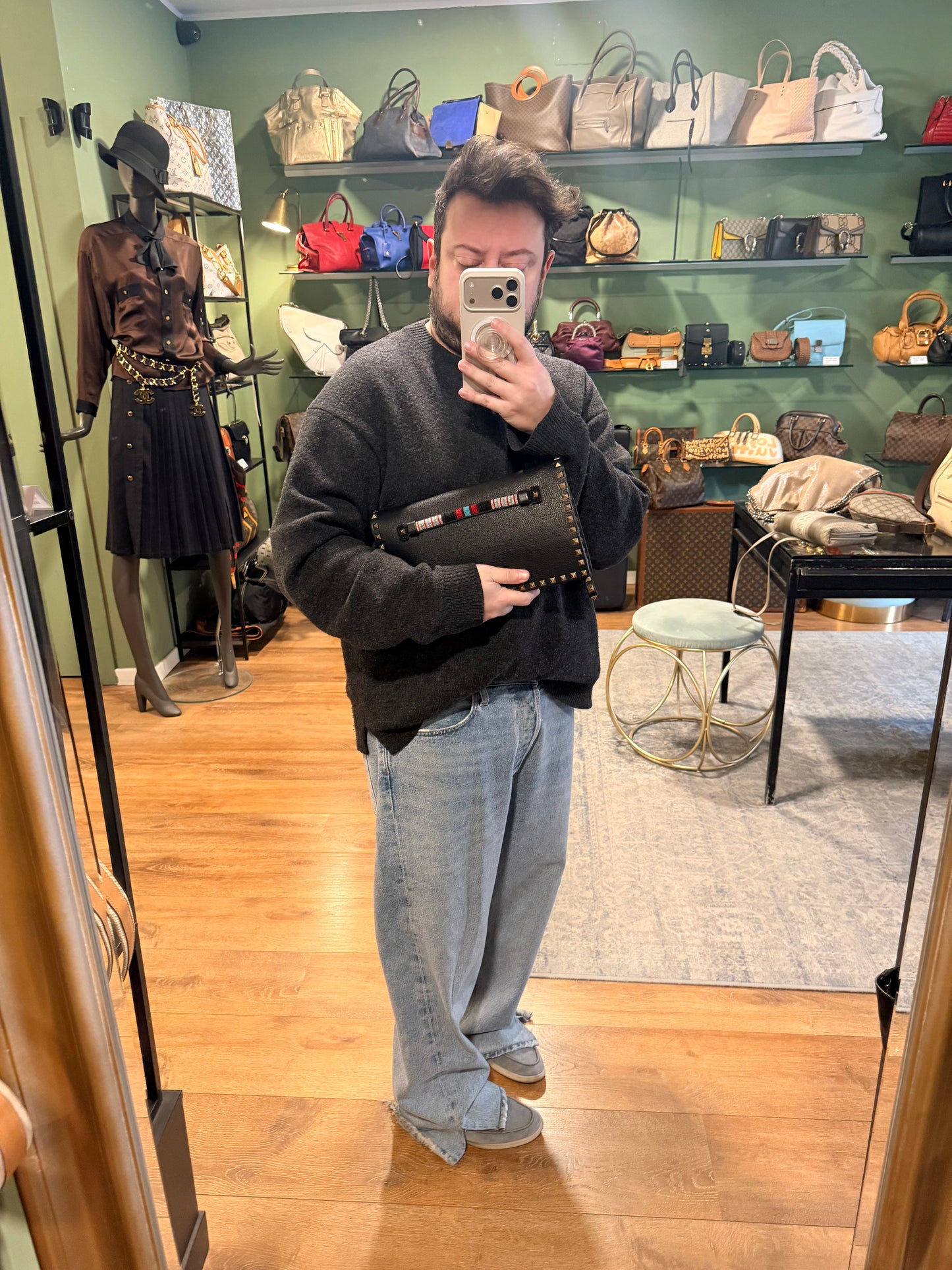 VALENTINO BLACK ROCKSTUD POCHETTE