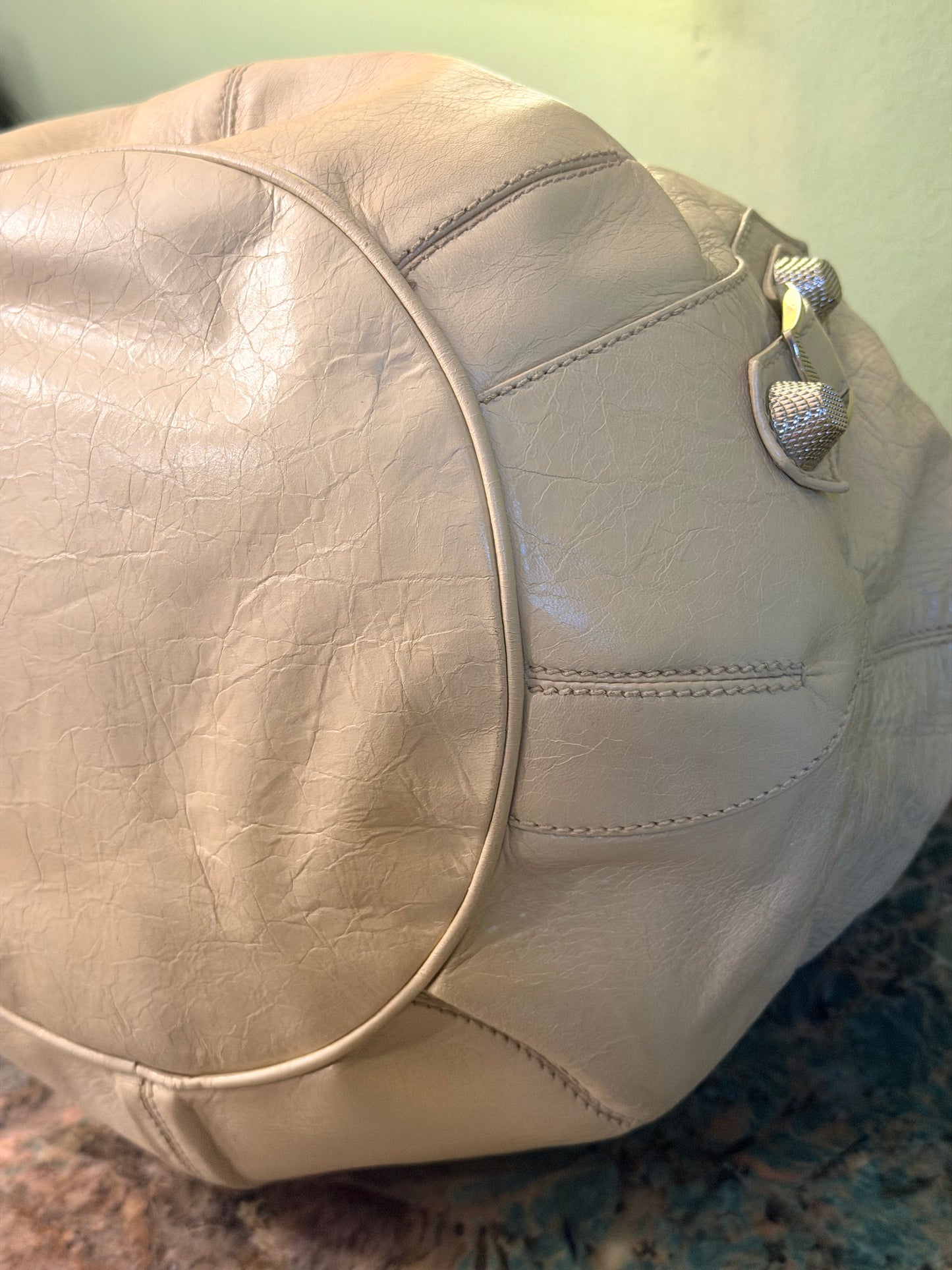BALENCIAGA BEIGE LARGE POMPON BUCKET BAG