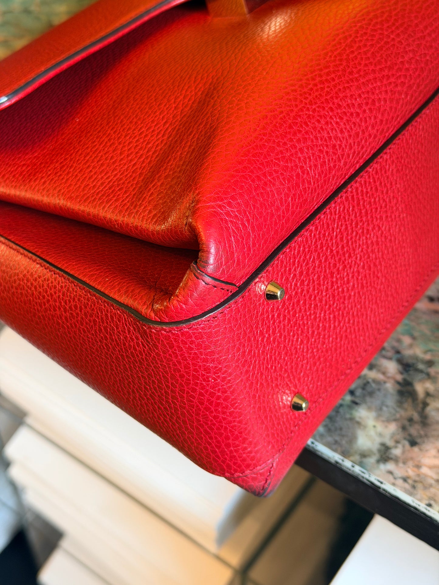 GUCCI RED LARGE INTERLOCKING CHAIN HANDBAG