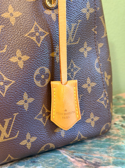 LOUIS VUITTON MONOGRAM MONTAIGNE BB HANDBAG
