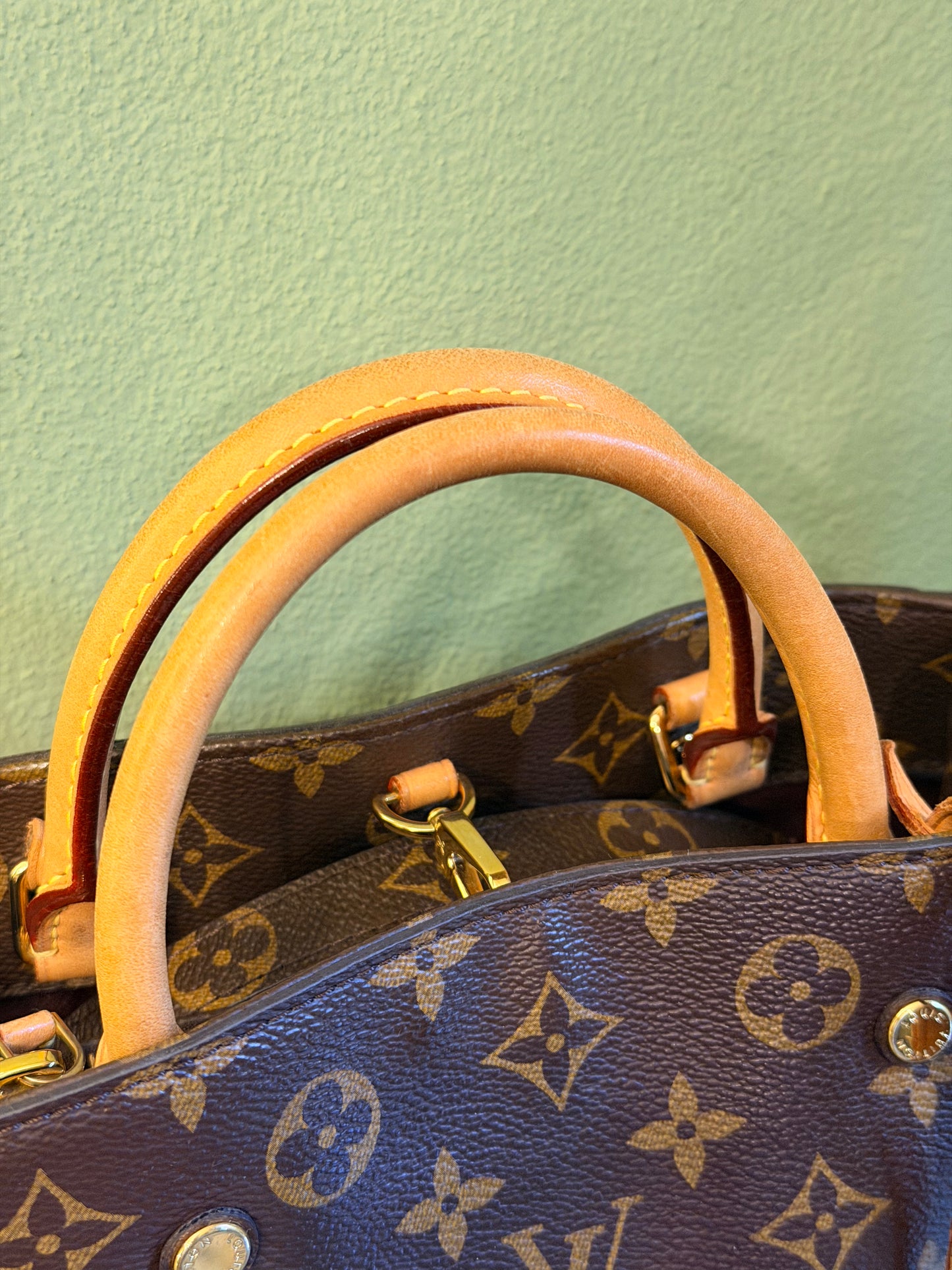 LOUIS VUITTON MONOGRAM MONTAIGNE BB HANDBAG