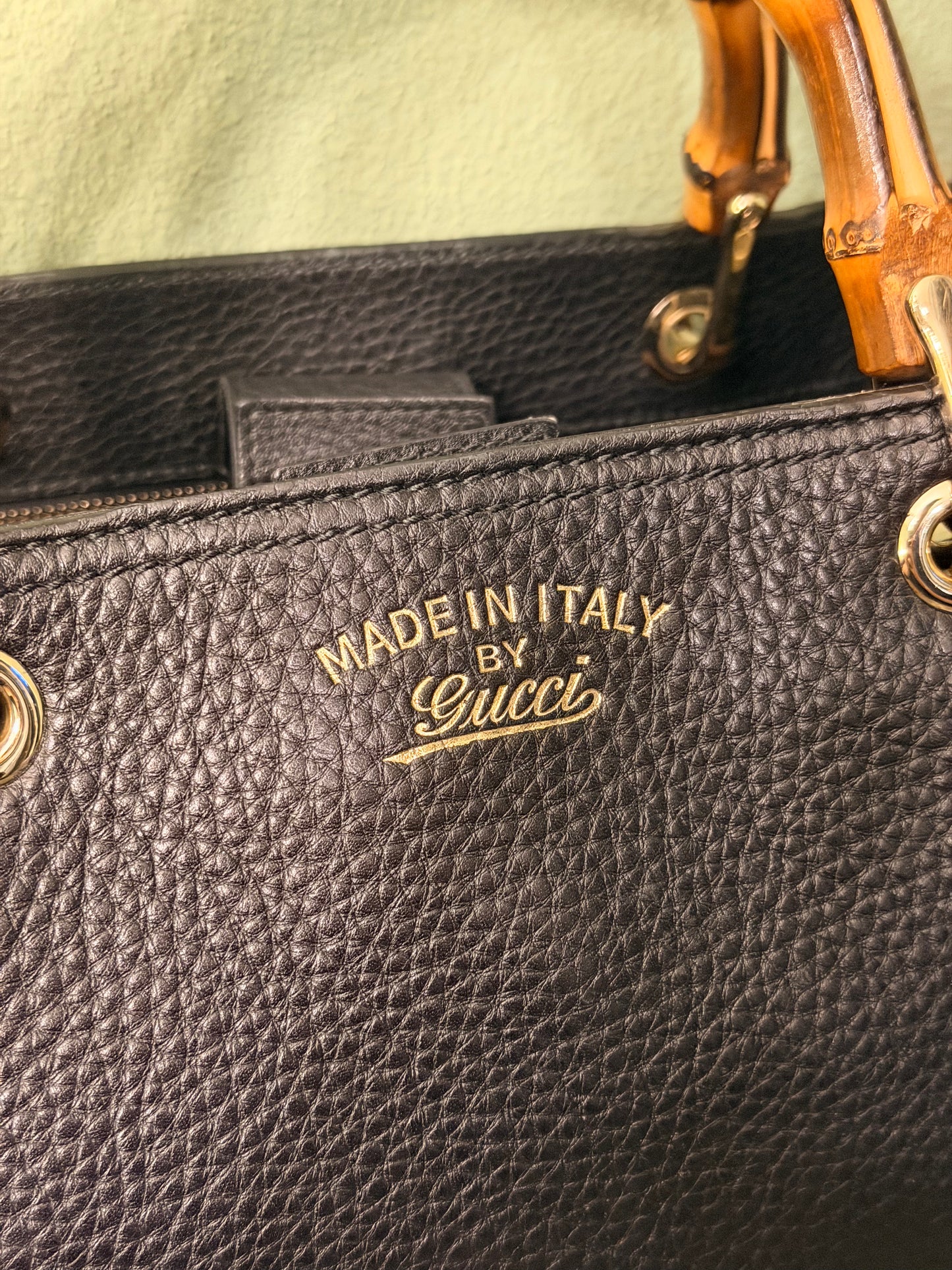 GUCCI BLACK BAMBOO SHOPPING TOTE W/ STRAP