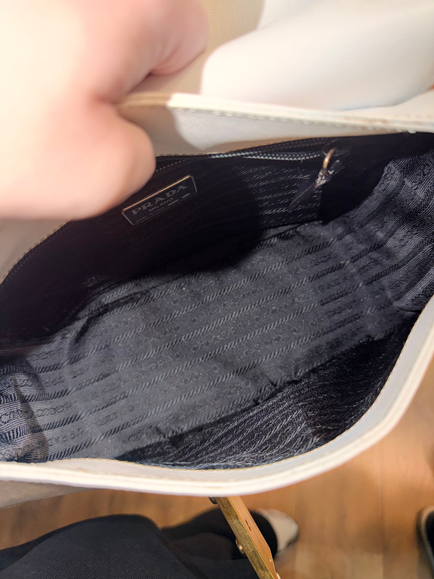 PRADA WHITE SAFFIANO SHOULDER BAG