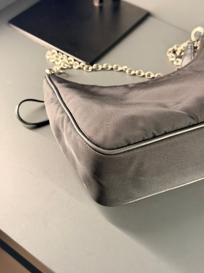 PRADA BLACK NYLON RE EDITION 2005 CROSSBODY BAG