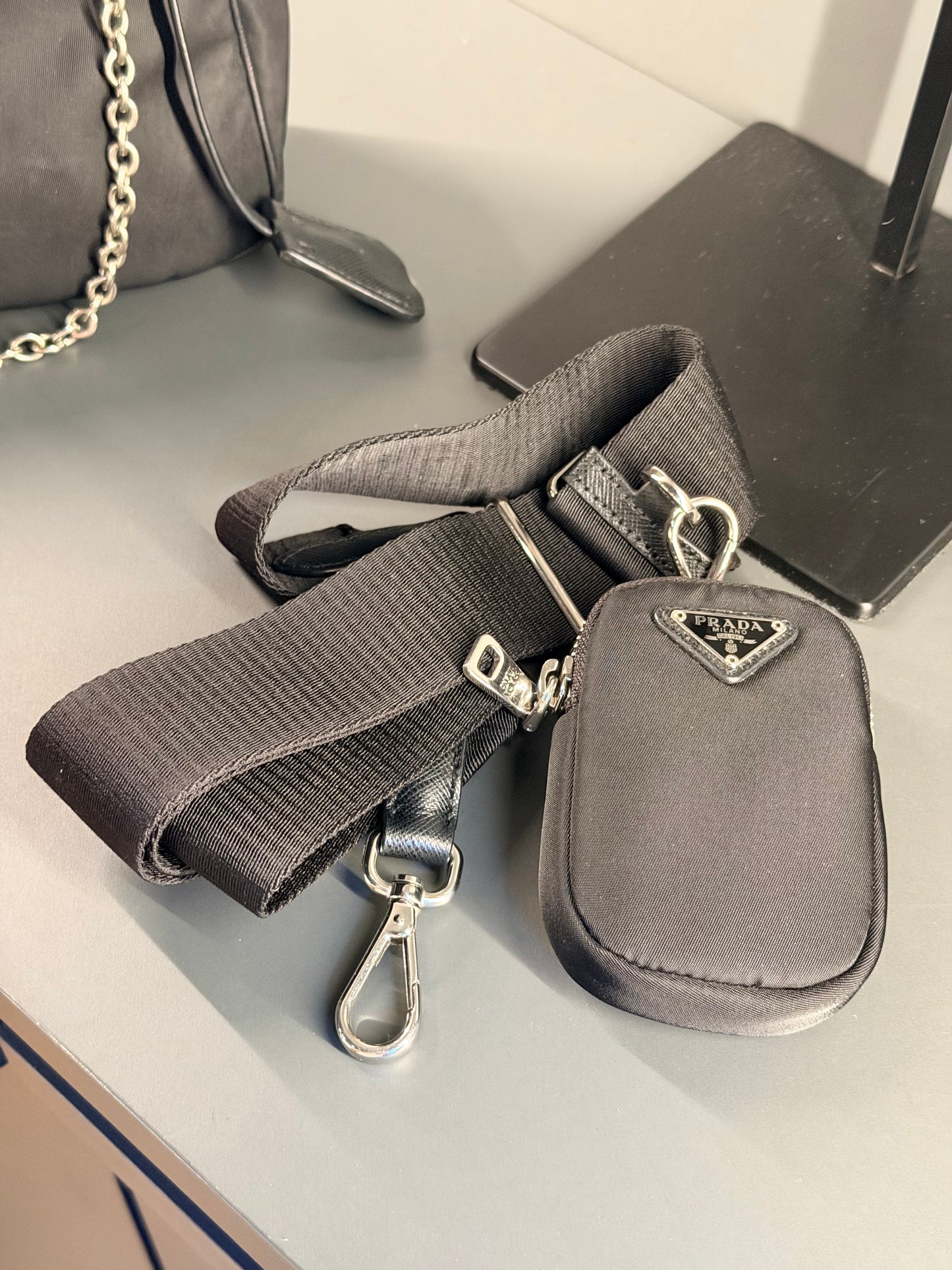 PRADA BLACK NYLON RE EDITION 2005 CROSSBODY BAG