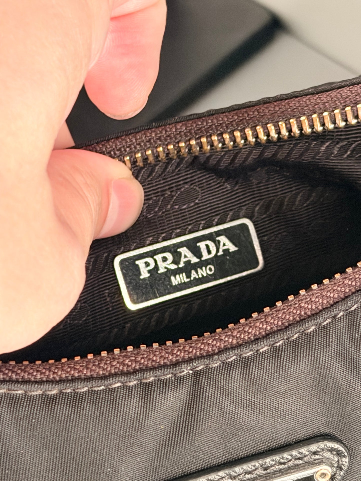 PRADA BLACK NYLON RE EDITION 2005 CROSSBODY BAG