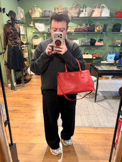 PRADA RED MEDIUM GALLERIA HANDBAG