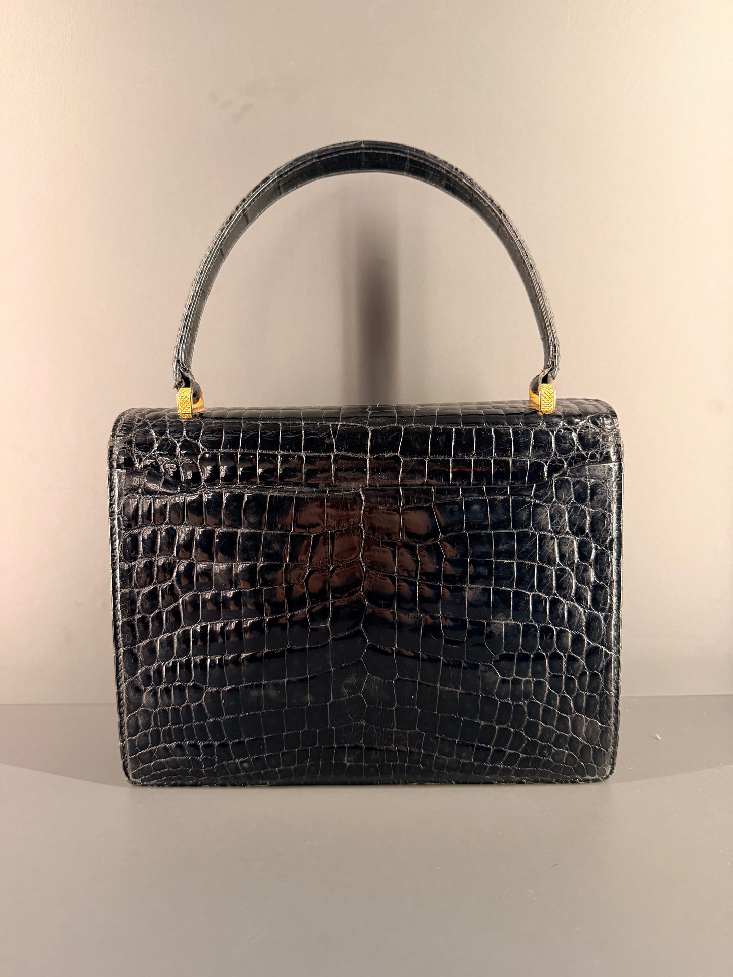 GUCCI BLACK CROCODILE VINTAGE TOP HANDLE HANDBAG