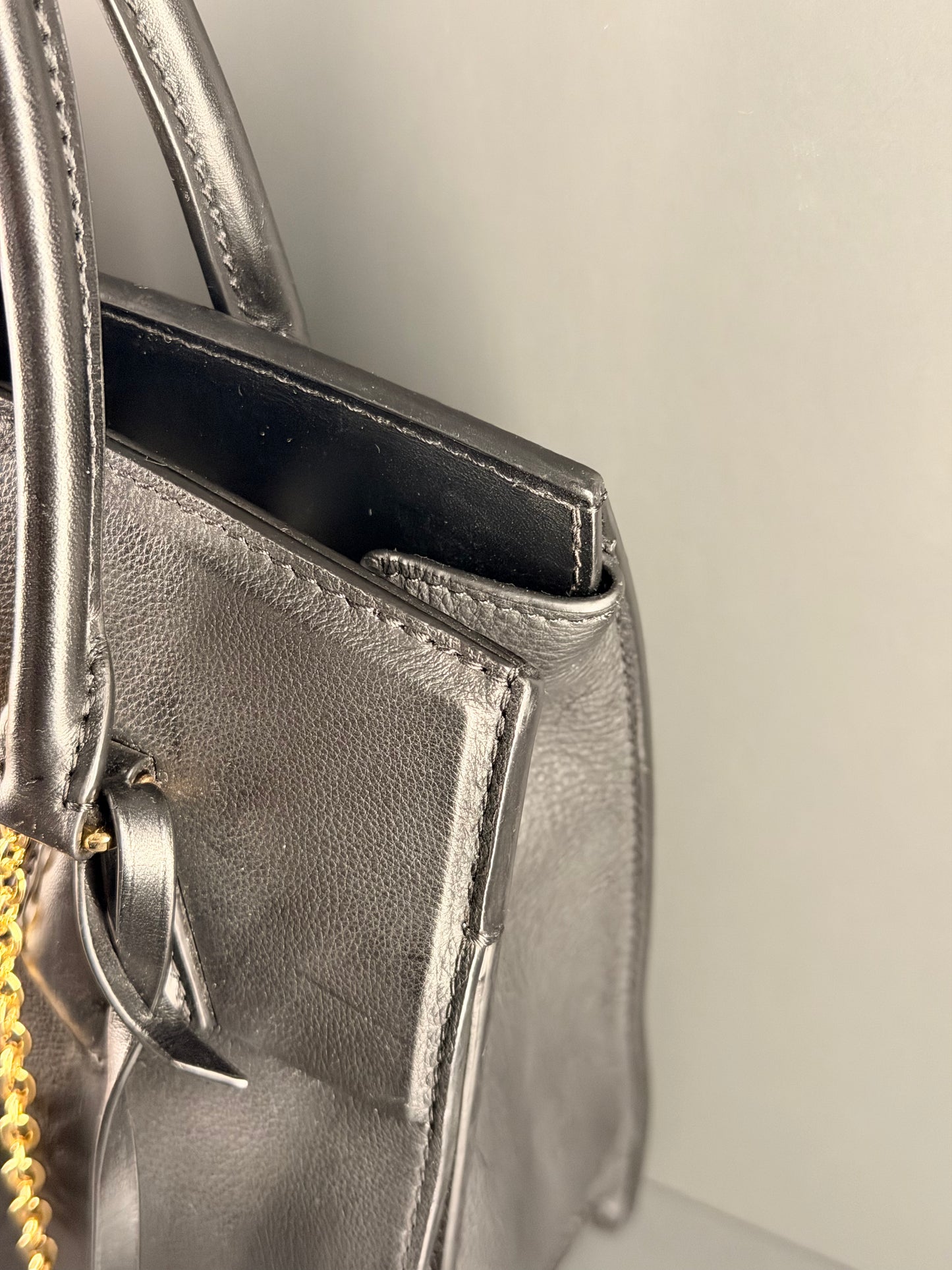 LOUIS VUITTON BLACK COUR MARLY PM HANDBAG