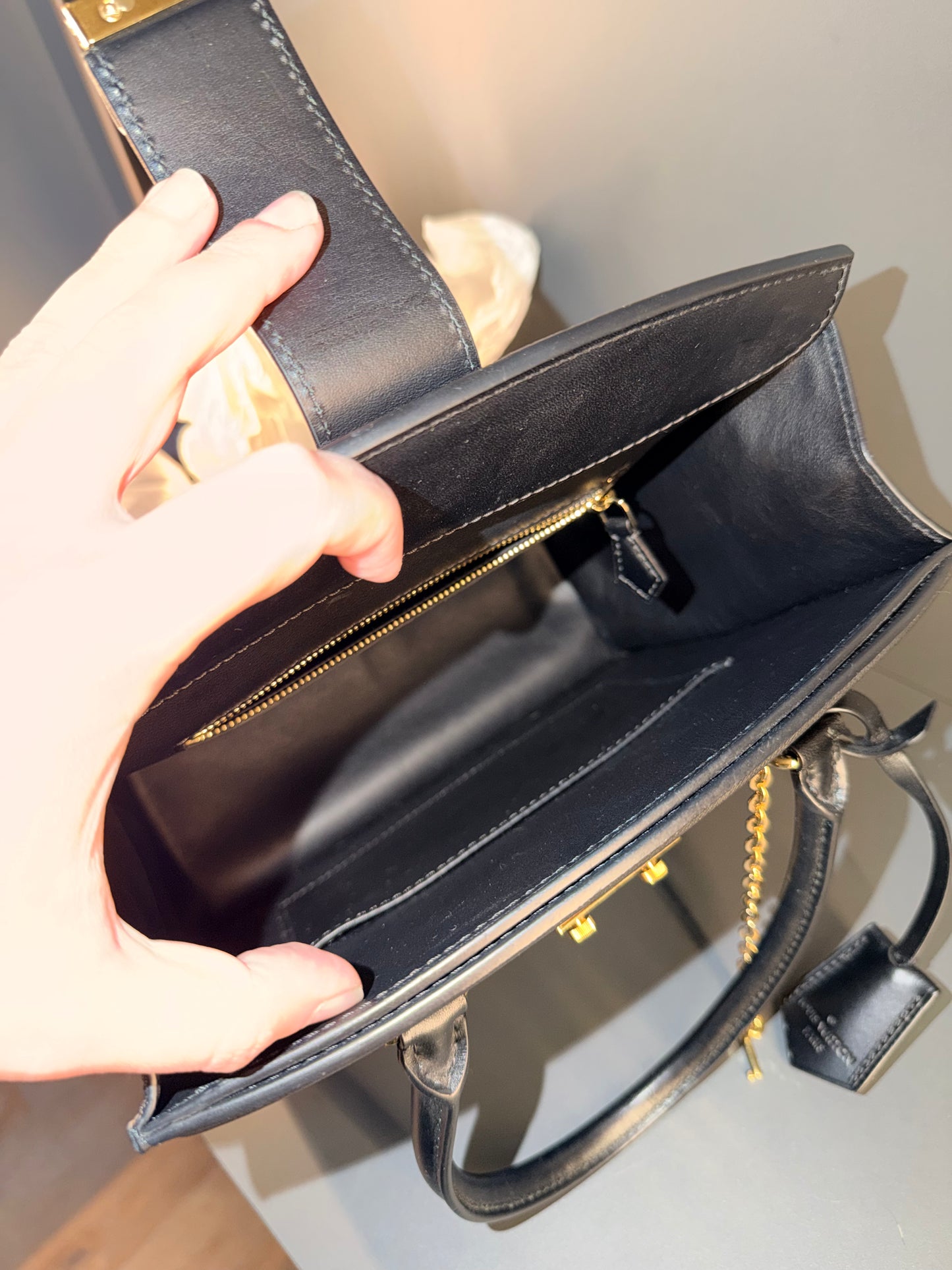 LOUIS VUITTON BLACK COUR MARLY PM HANDBAG
