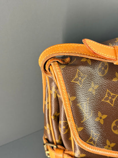 LOUIS VUITTON MONOGRAM SAUMUR 30 CROSSBODY BAG