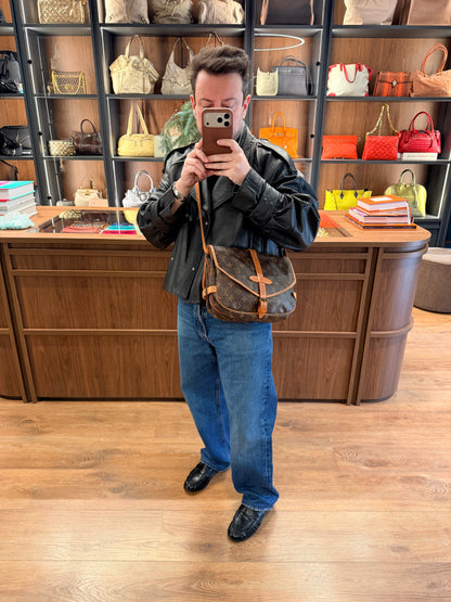 LOUIS VUITTON MONOGRAM SAUMUR 30 CROSSBODY BAG