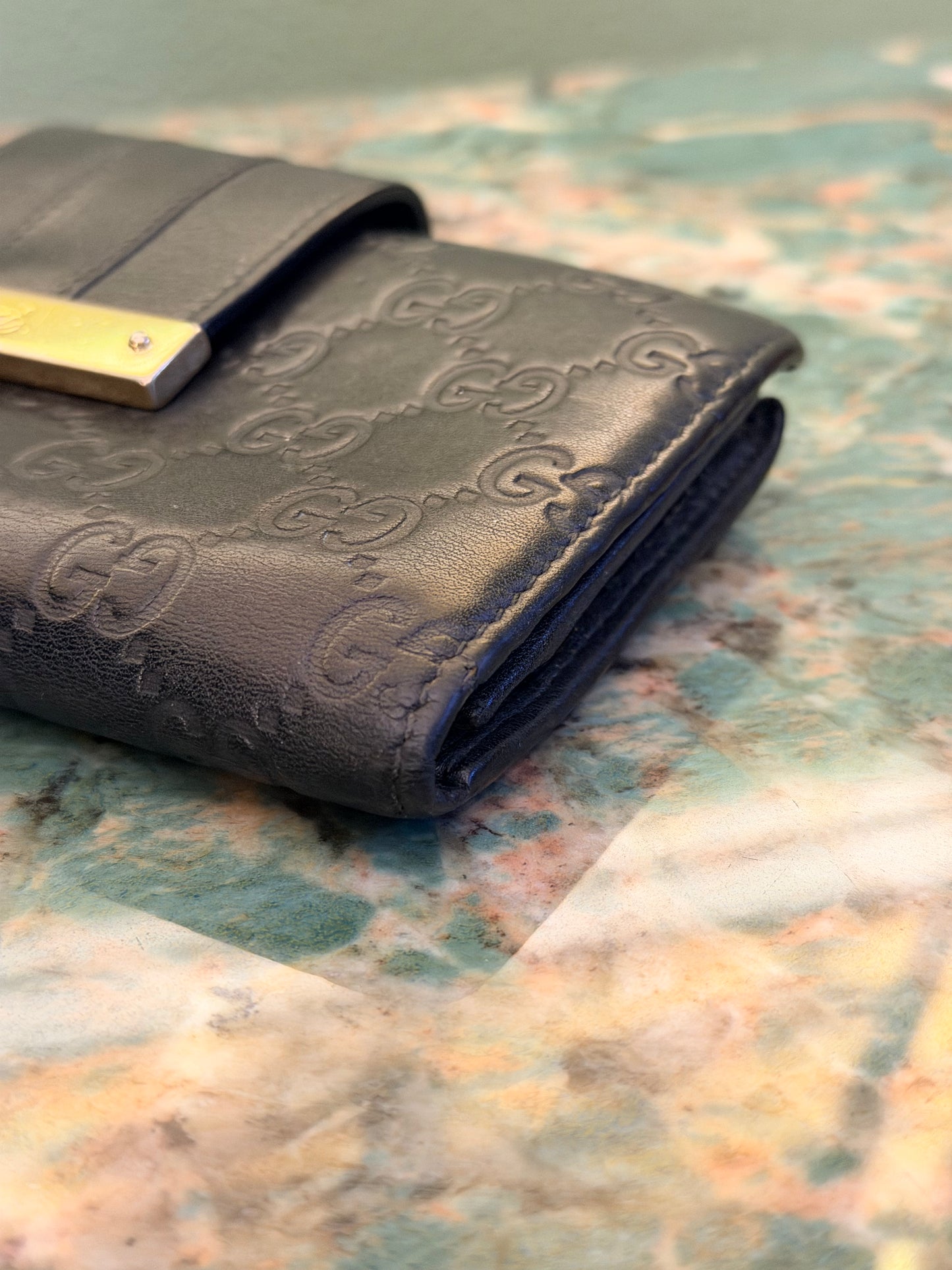 GUCCI BLACK GUCCISSIMA LONG BI FOLD WALLET