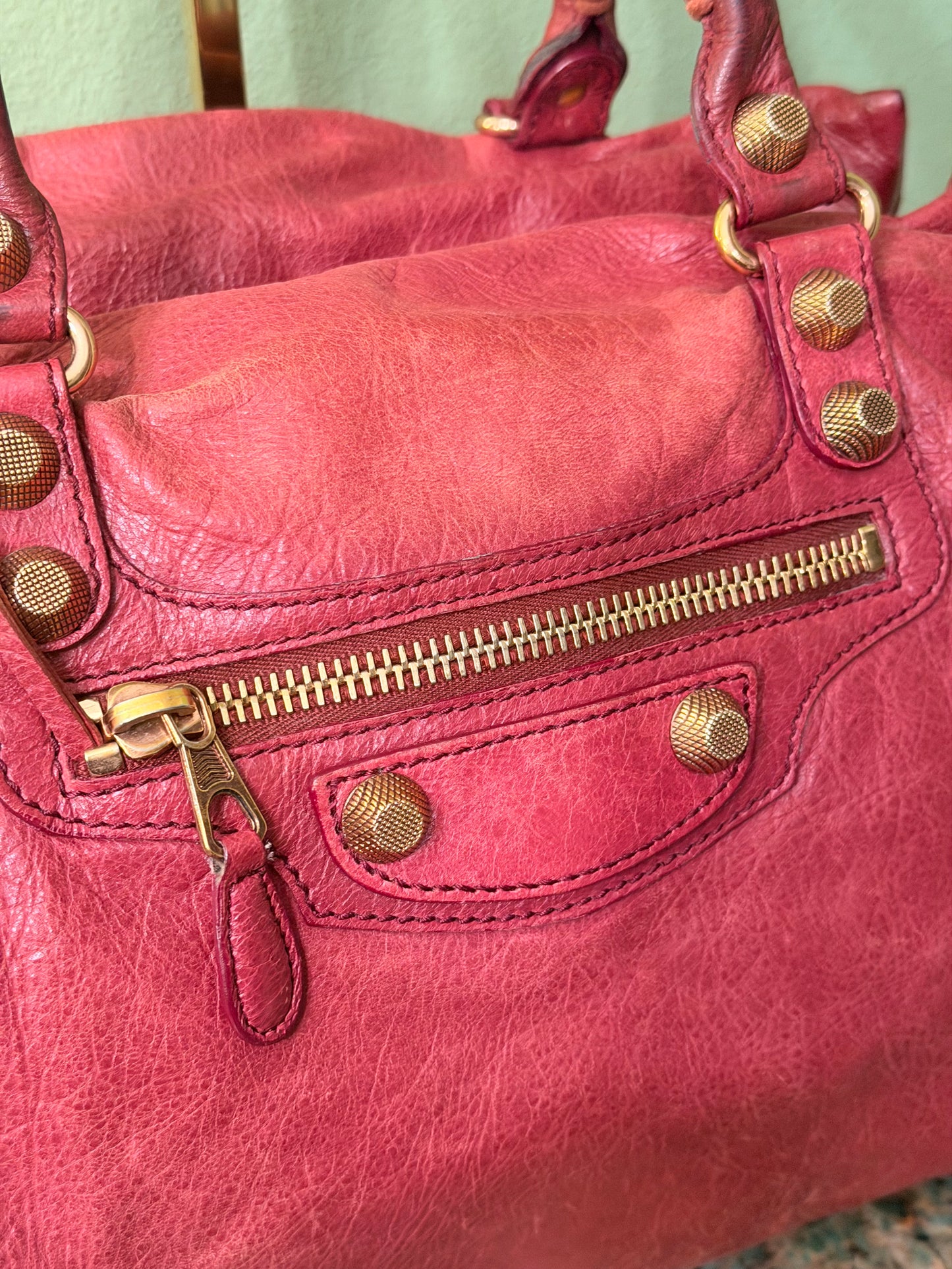 BALENCIAGA RED GIANT MIDDAY HANDBAG