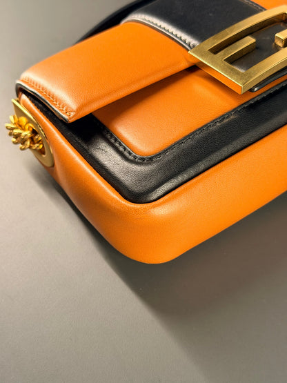 FENDI BI COLOR CHAIN MINI BAGUETTE SHOULDER BAG