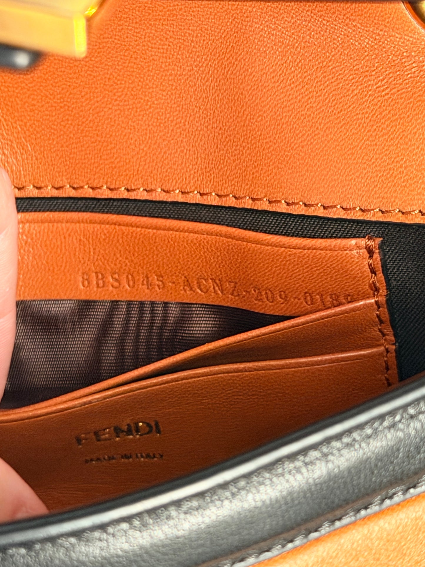FENDI BI COLOR CHAIN MINI BAGUETTE SHOULDER BAG