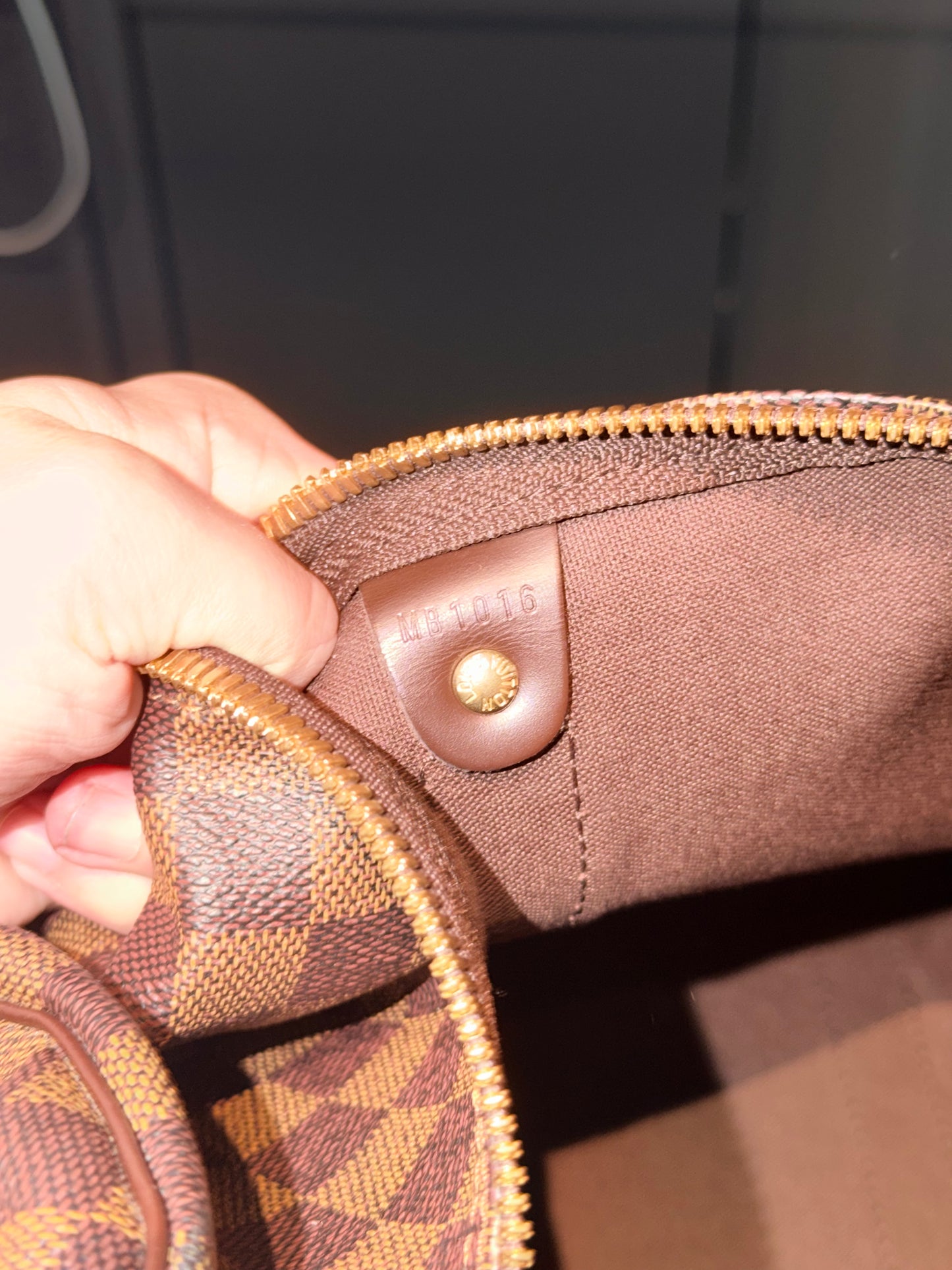LOUIS VUITTON DAMIER EBENE KEEPALL 55 TRAVEL BAG